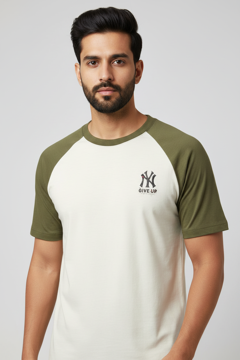 Close-up Detail - Off-white/Olive