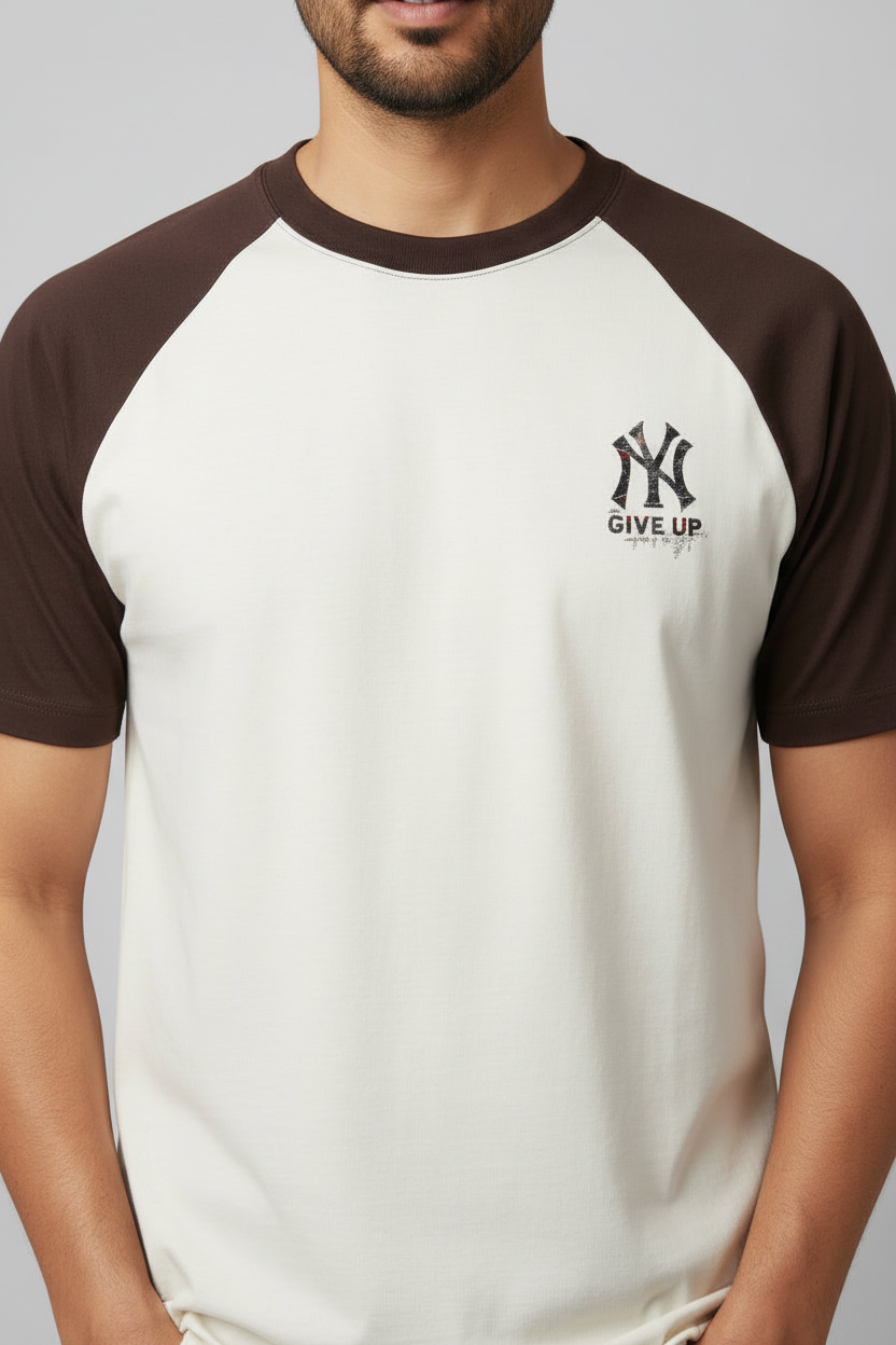 Close-up Detail - Off-white/Brown