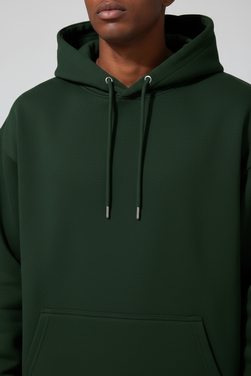 Stay Wild Hoodie Bottle Green – Close-up Detail